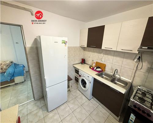 Apartament de vânzare – Zona 23, Tulcea, 64 mp, 3 camere, complet mobilat