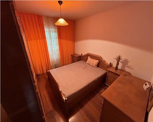 Apartament 3 camere