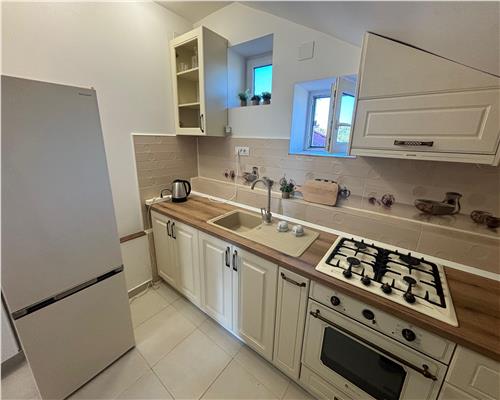 Apartament 2 camere de închiriat, cu vedere la lac, Strada Orizontului