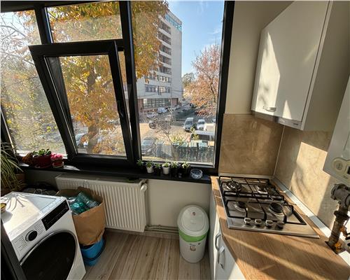 Apartament ultracentral modern, 3 camere, complet mobilat si utilat