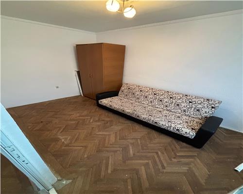 Apartament 30 mp, etaj 2, Neptun, bloc curat, încalzire energoterm, 36.500 Euro!