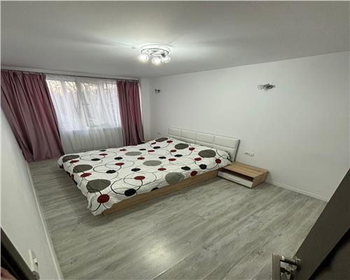 Apartament ultracentral, complet mobilat, etaj 1, aproape de toate facilitatile