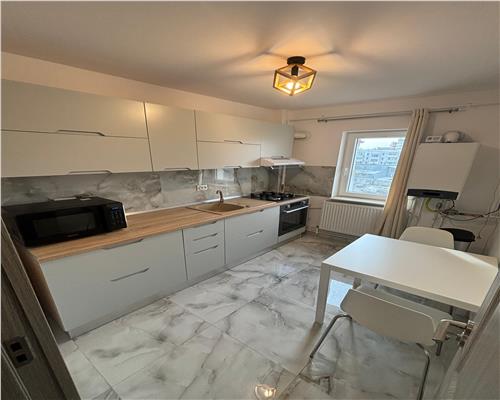 Apartament 3 camere ultracentral, mobilat modern, totul nou, cu dressing!