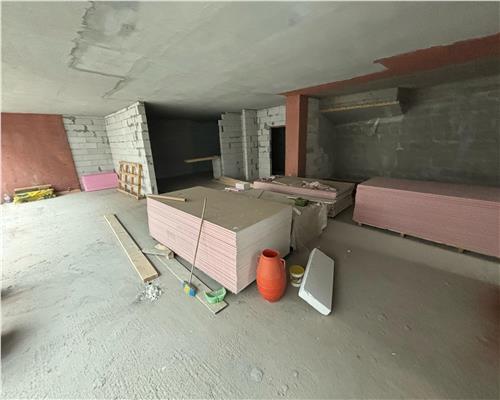 Cladire comerciala ultracentrala de închiriat, 1100 mp, renovat, ideala birouri