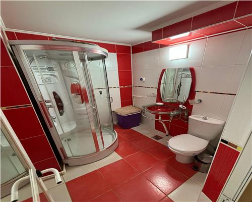 Apartament Modern cu 3 Camere, Strada Babadag, Vizavi de Hotelul City