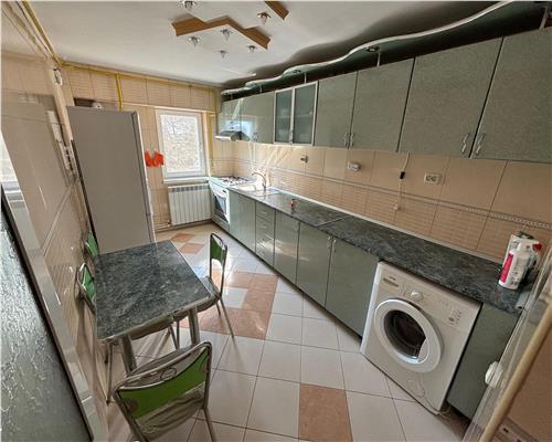 Apartament Modern cu 3 Camere, Strada Babadag, Vizavi de Hotelul City