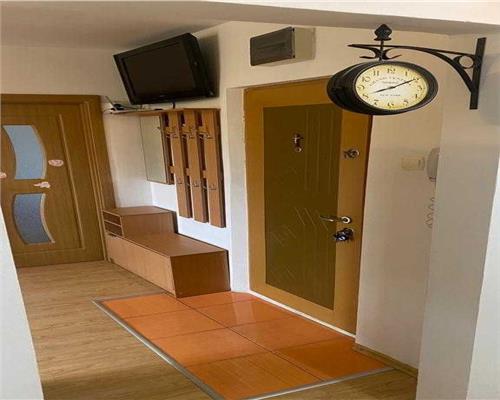 Apartament 3 camere de vânzare în Vest