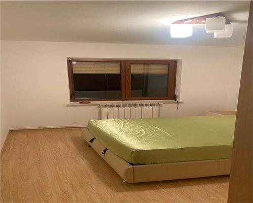 Apartament 3 camere de vânzare în Vest