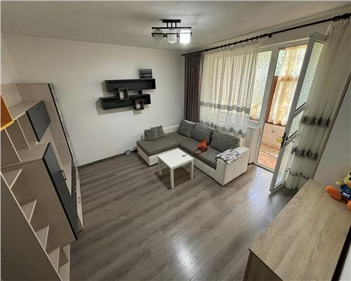 Apartament modern cu 3 camere complet renovat si mobilat n zona Vest