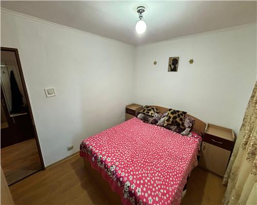 Apartament 2 camere de închiriat