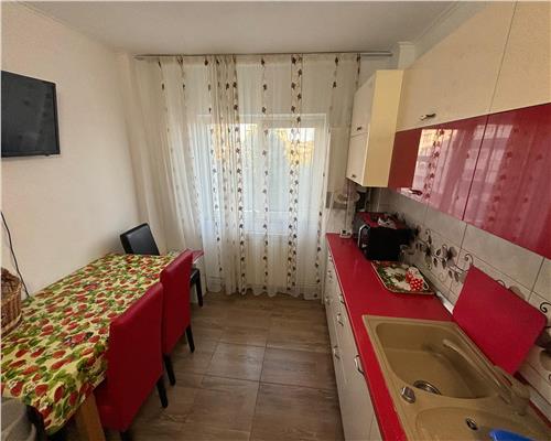 Apartament 2 camere de închiriat