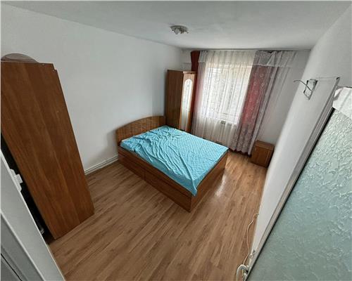 Apartament cu 3 camere n zona Neptun  spatios, renovat, cu centrala pe gaz